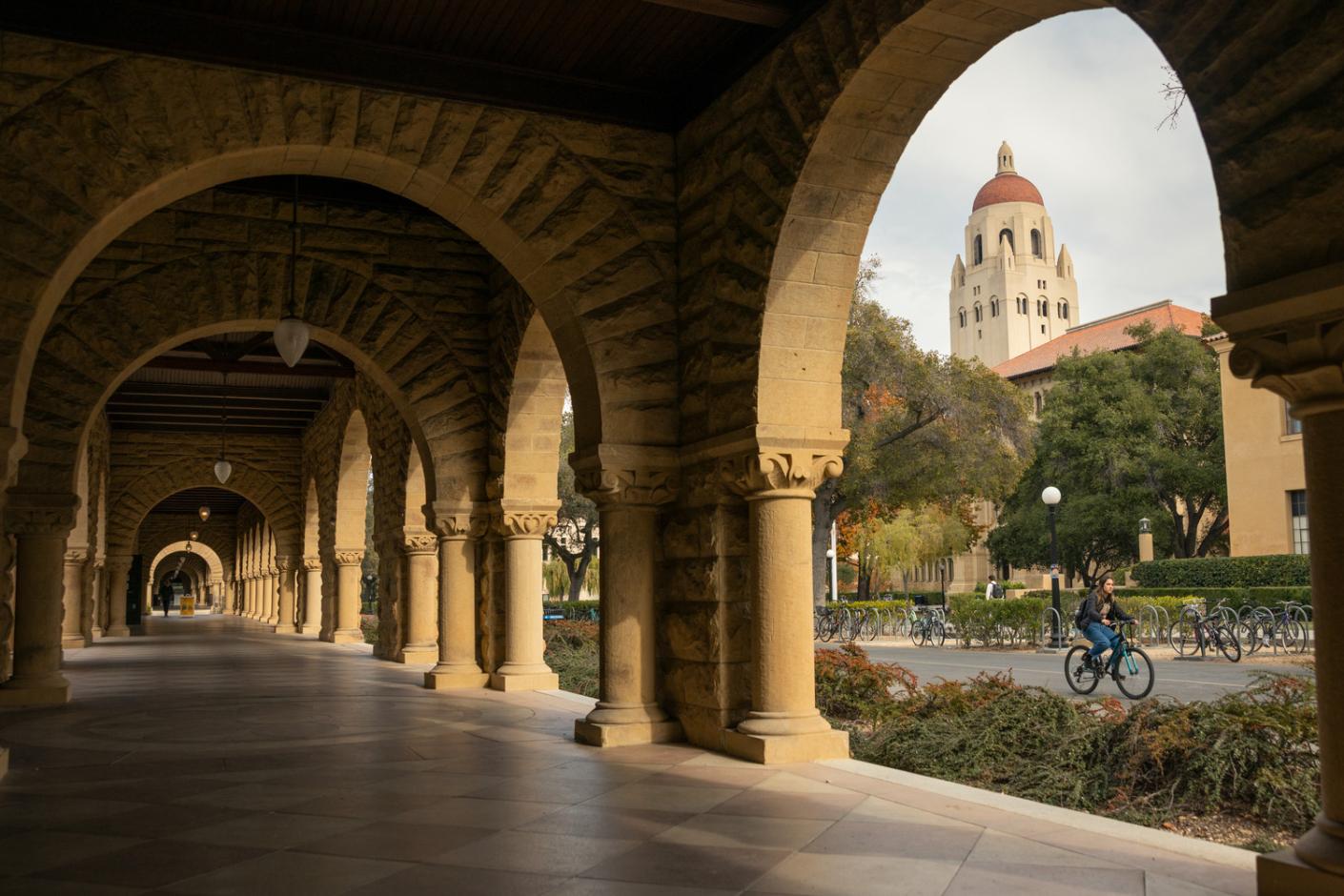 image of Stanford campus showing its classic arches.